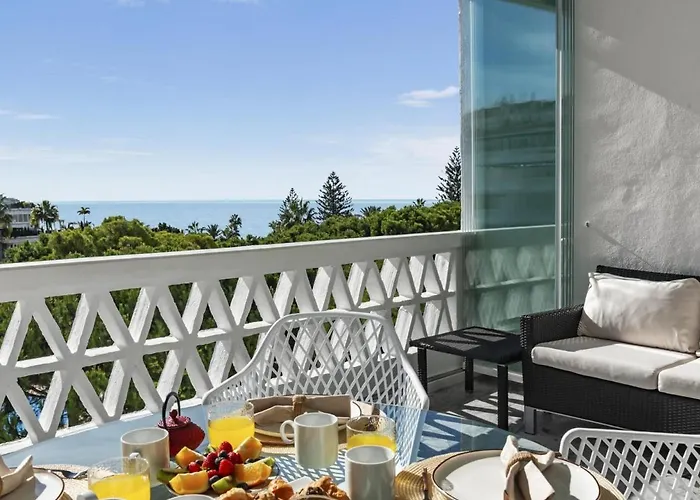 Vista Mar Y Piscina En Puerto Banus شقة