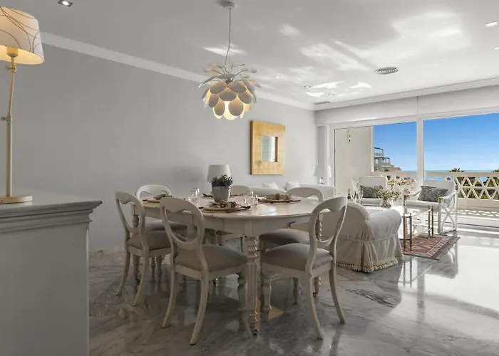 شقة Vista Mar Y Piscina En Puerto Banus *