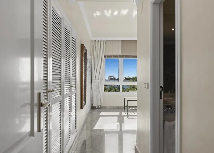 Vista Mar Y Piscina En Puerto Banus شقة *