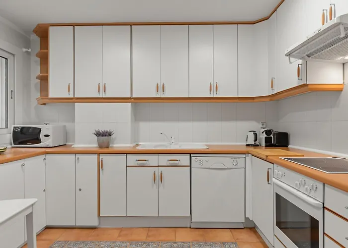 Vista Mar Y Piscina En Puerto Banus ماربيا