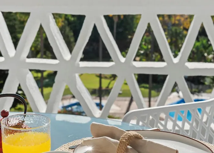 Vista Mar Y Piscina En Puerto Banus شقة