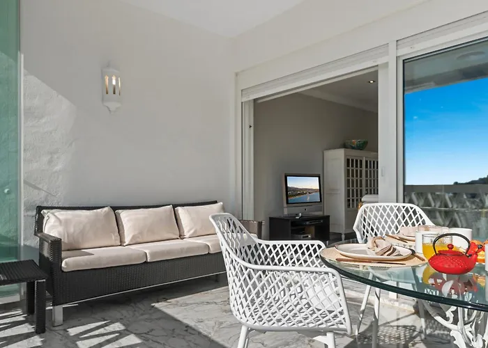 شقة Vista Mar Y Piscina En Puerto Banus