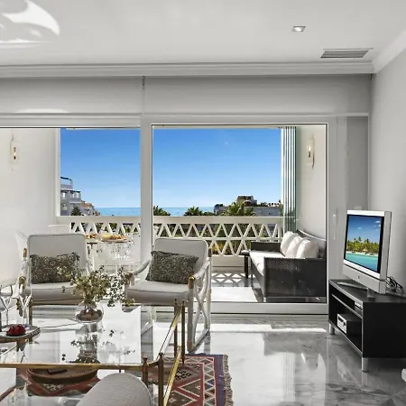 Vista Mar Y Piscina En Puerto Banus Διαμέρισμα