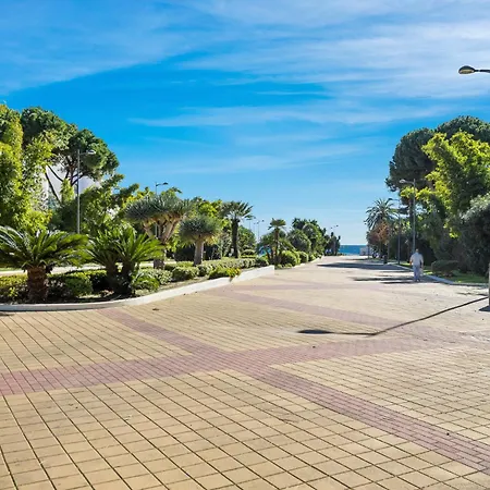 Vista Mar Y Piscina En Puerto Banus Μαρμπέλλα