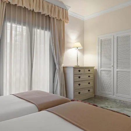 Vista Mar Y Piscina En Puerto Banus Διαμέρισμα