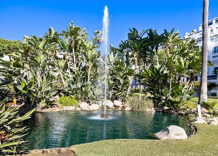 Vista Mar Y Piscina En Puerto Banus Apartamento